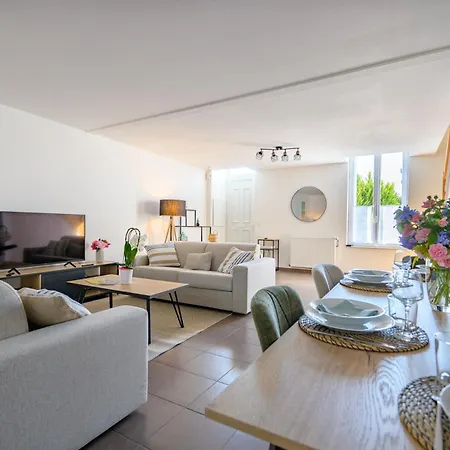 Dom wakacyjny Marcel, Le Charme A 10 Min A Pied Du Centre *